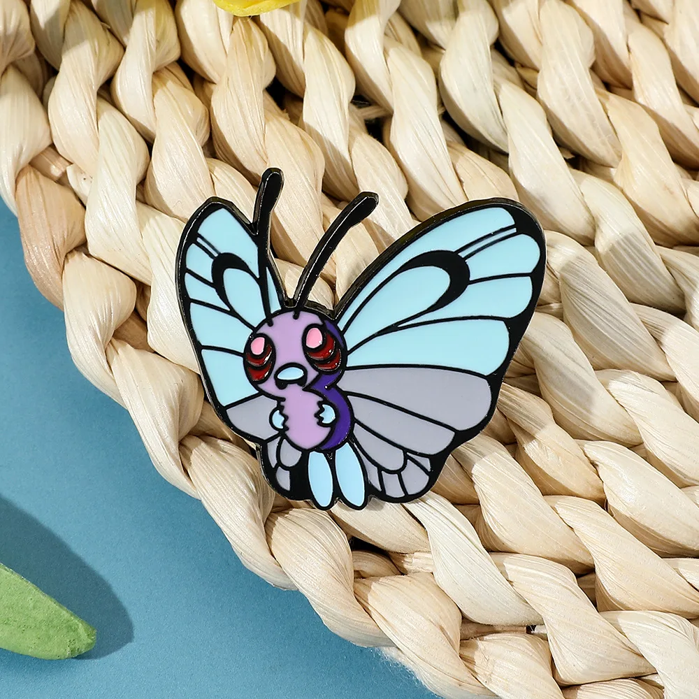 

Pokemon Cartoon Brooch Cute Anime Action Figure Butterfree Pikachu Charmander Toys Clothing Decoration Children Birthday Gifts