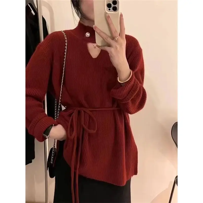 Sexy and Careful Machine Hollowed Out Sweater Women's New Korean Style, High-end Temperament Lace Up Waist Cinching Bottom