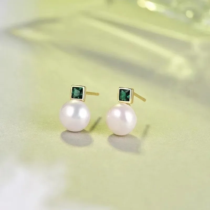 HENGSHENG 7-8mm Bread Round Natural Freshwater Pearl Earrings Square Emerald Rhinestone Stud Earrings for Women Jewelry Gift