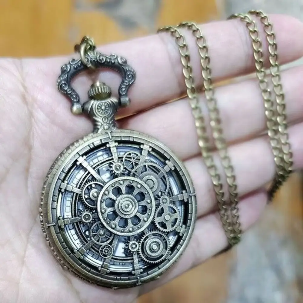 

Zinc Alloy Steampunk Quartz Pocket Watch Gear Design Pointer Display Hollow Pocket Watch Vintage Arabic Numerals Dial