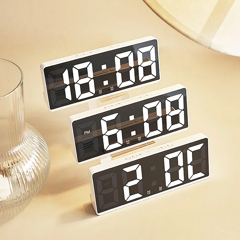 LED Digital Clock Two Display Modes One Is Only Time Display The Other Is Time, Date, Temperature Cycle Display Bedside Clock