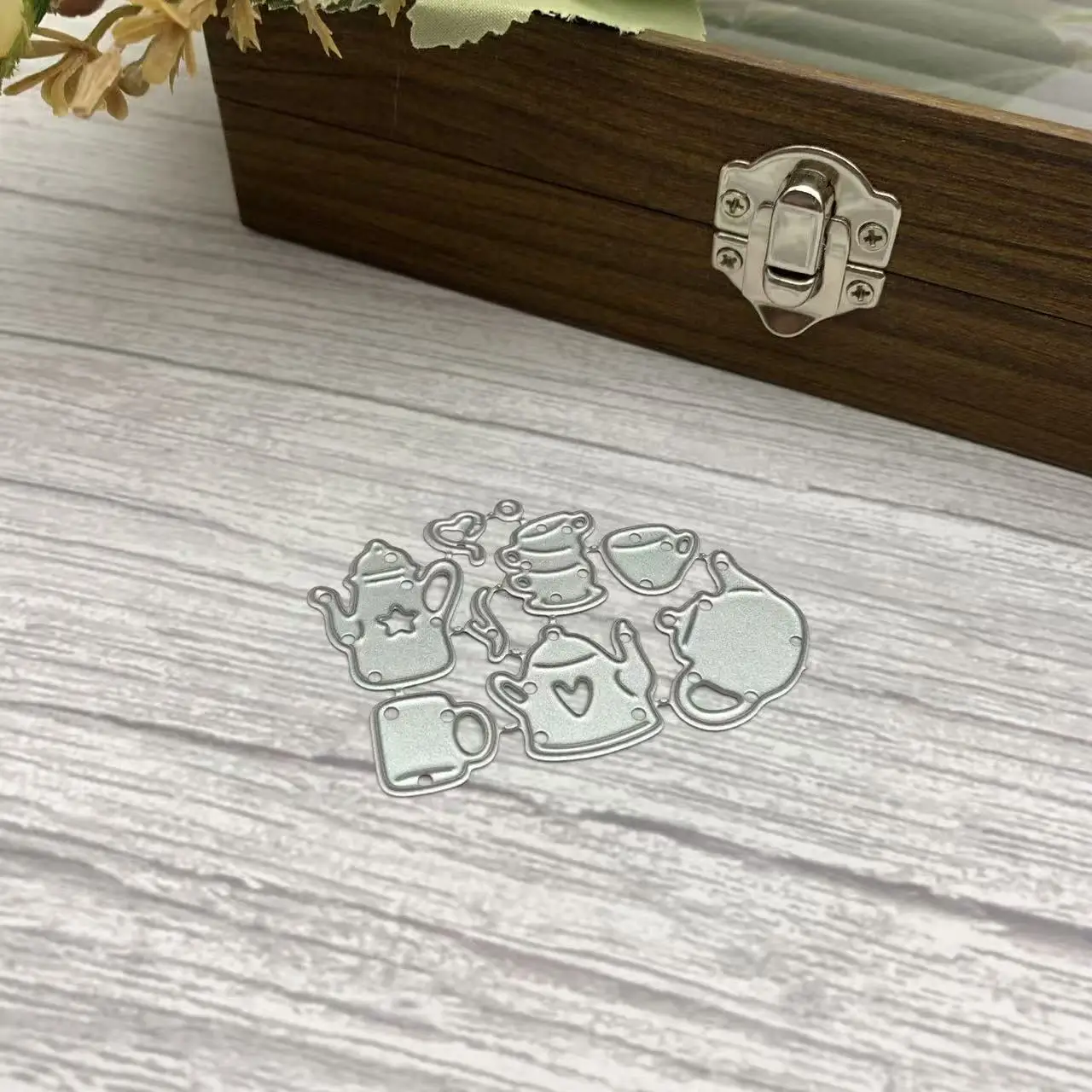 Vintage Teekanne und Tassen-Set Metall-Stanzformen Nachmittagstee-Thema DIY Scrapbooking Karten Bastel-Stanzformen