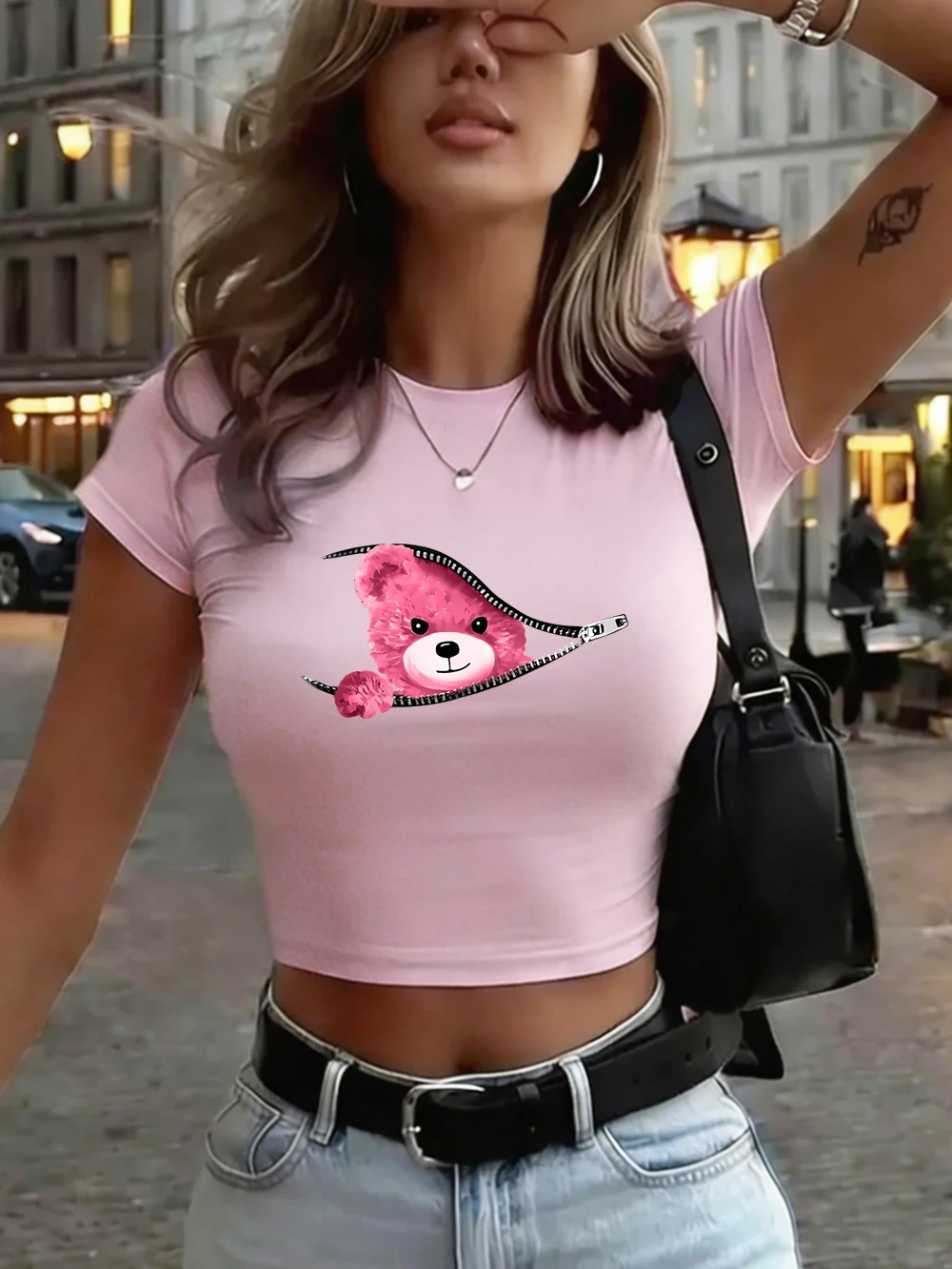 Secretly Watching Your Bear Prints Women Crop Tops Summer Slim O-Neck Tees Soft Short Sleeve T Sirt Sexy High Elastic Clotes