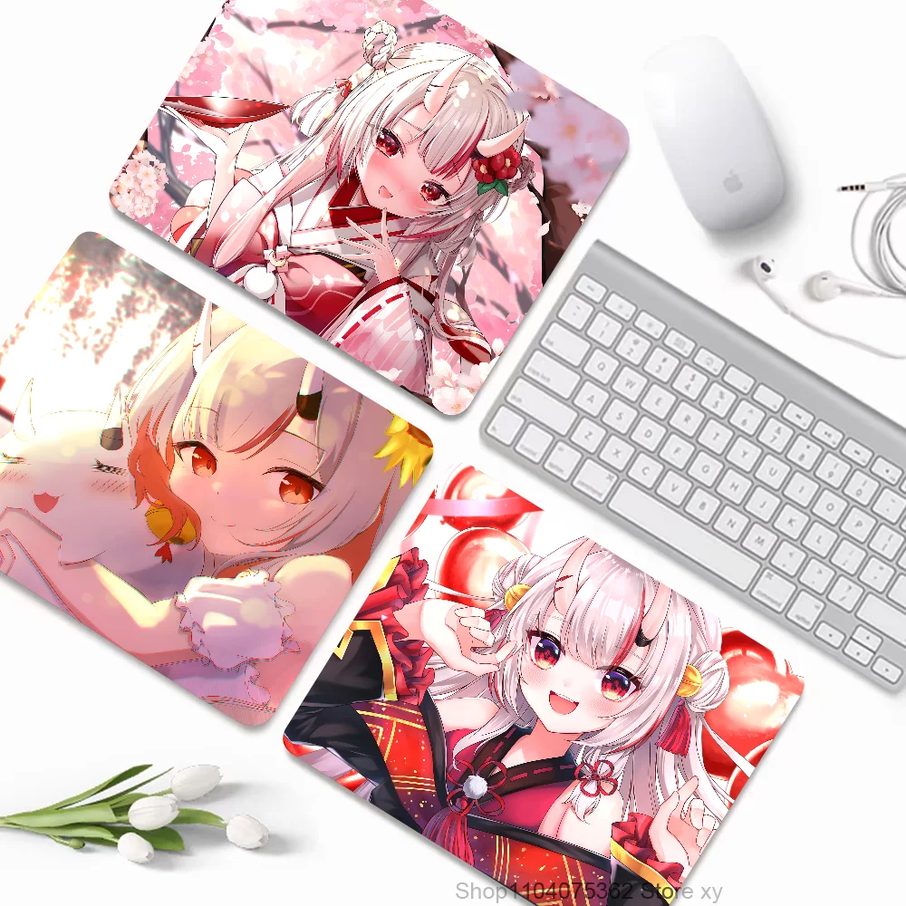 Game Anime Hololive Vtube Nakiri Ayame Mousepad Small LockEdge Mouse Pad For Gamers Computer Desk Pad Rectangular Anti-slip