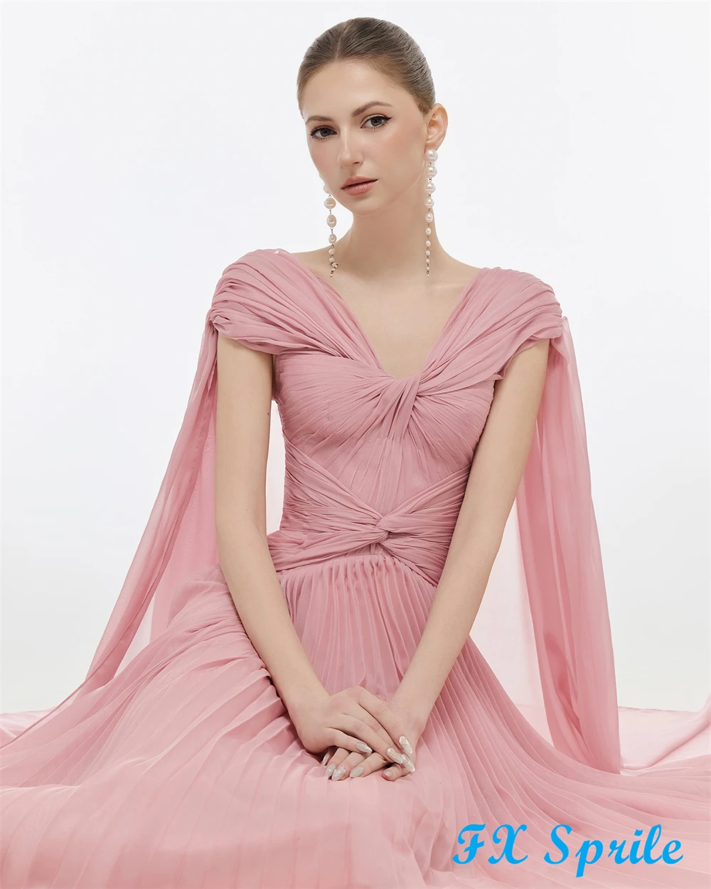 Customized  Classic Pink Chiffon Evening Dress Exquisite V-Neck Sleeveless Homecoming Dresses Fashion Special Occasion  image 2