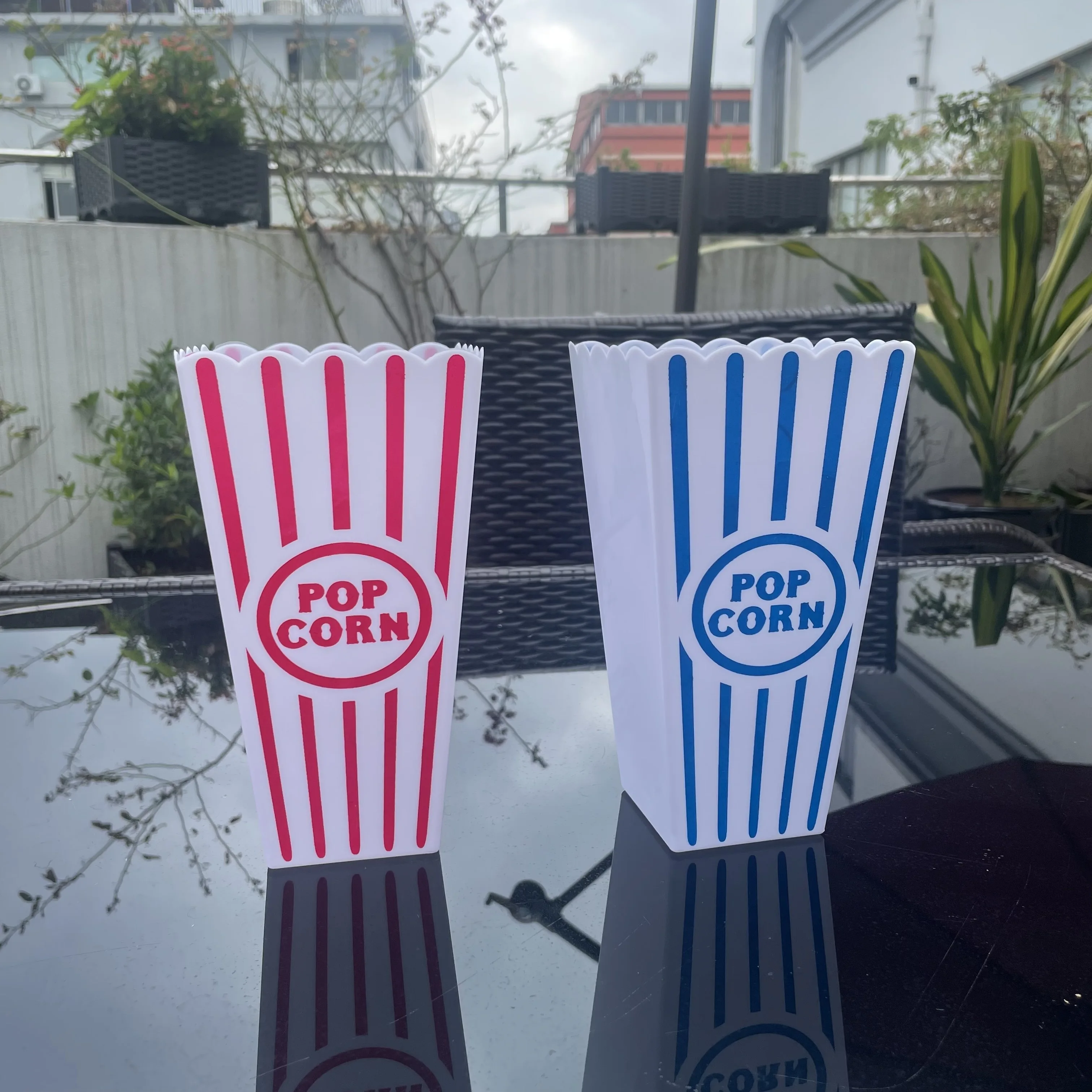18,9 cm Retro Gestreifter Popcorn-Eimer Wiederverwendbare Popcorn-Box für Filmnächte Party-Snack-Behälter Heimkino-Dekor Zubehör – Detail 1