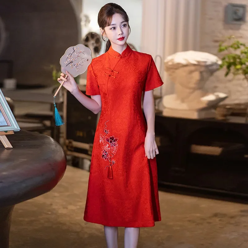 

2024 Improved Qipao Dress Daily Wearable Chinese Traditional Women's Red Lace Short Sleeve Cheongsam Stage Performance New Year