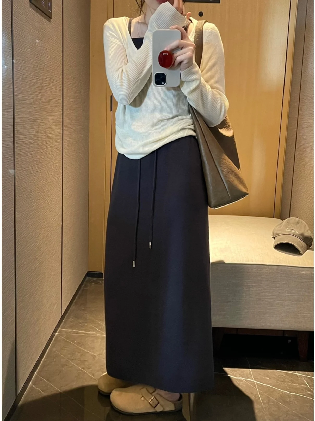 

Slimming Straight Knitted Skirt with Dstring Elastic Waist And Slit for Women Autumn New Sle Korean Sle Long Skirt
