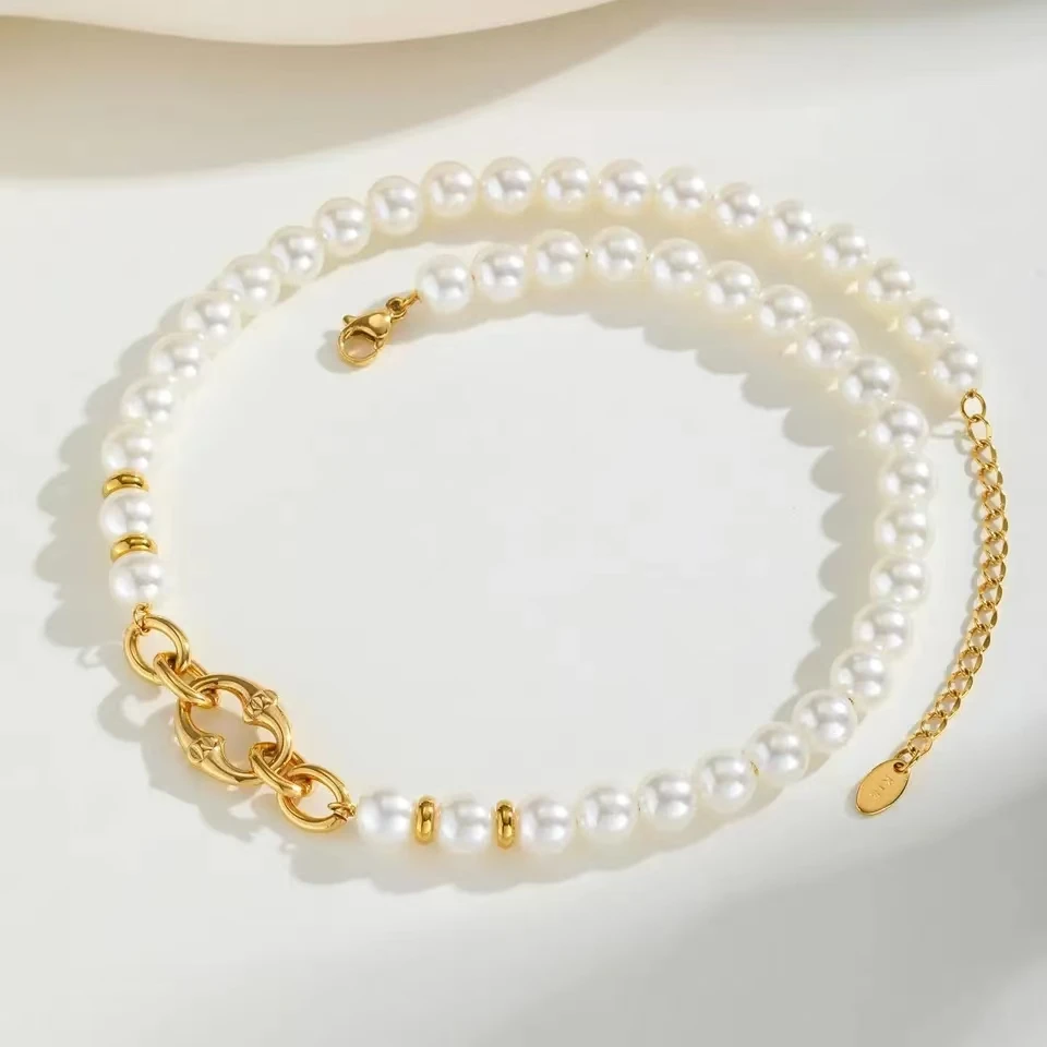 Exquisite Pearl Necklace and Bracelet Set Trendy for Women Elegant Jewelry Ensemble Gold toned Link Design Perfect Gift Choice