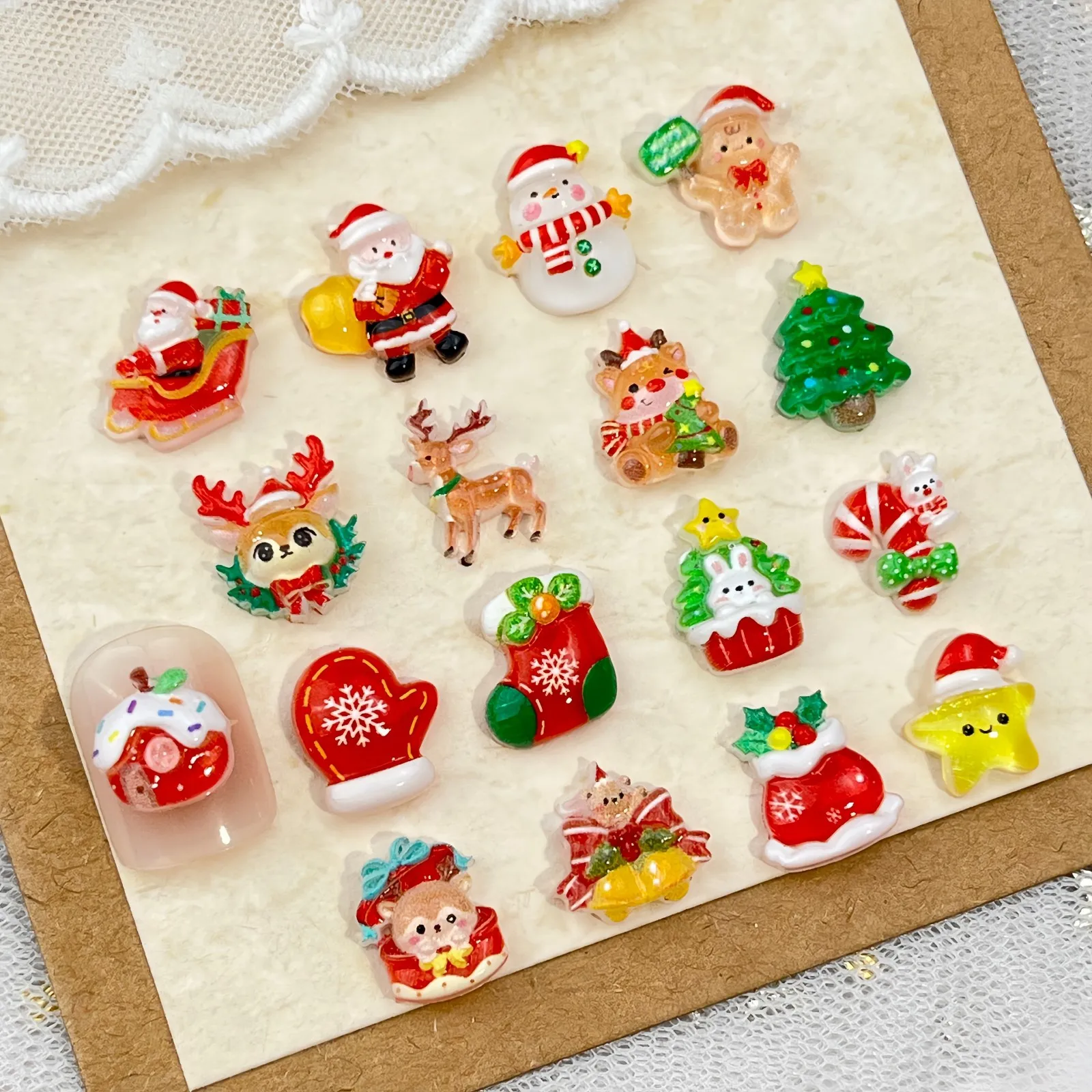 30PCS Colorful Translucent Christmas Series Nail Charms Creative Cute Elk Santa Claus Christmas House Nail Art Decorations DIY