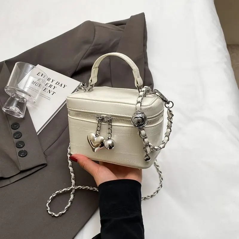 

Small Niche Design Square Box Bag Women's High-End Fashion and Western-Style Versatile Shoulder Crossbody Bag