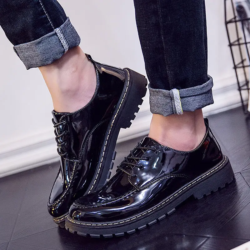 

Черная мужская повседневная обувь на толстой подошве со шнуровкой и круглым носком, распродажа, новинка в стиле ретро, роскошные легкие удобные удобные мужские кожаные туфли 2025 года