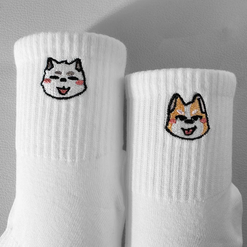 Chaussettes brodées en coton absorbant l'humidité pour couple, chaussettes de chien, chaussettes d'équipage de chat, blanc, noir, nouveau style, mode