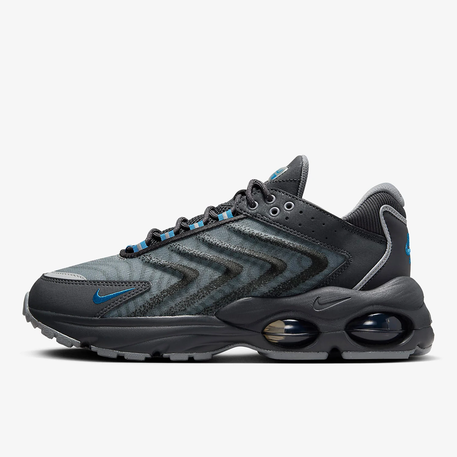 حذاء Nike Official Authentic Air Max TW NN الرياضي للرجال متين وجيد التهوية FV0940-001