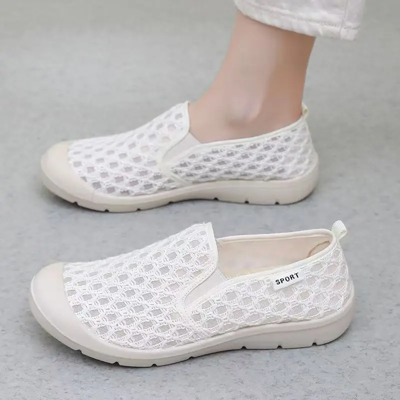 

Woman's Summer New Flat Sole Mesh Casual Sports Shoes Soft Sole Non Slip Lightweight Breathable Low Top Slip On Walking Shoes
