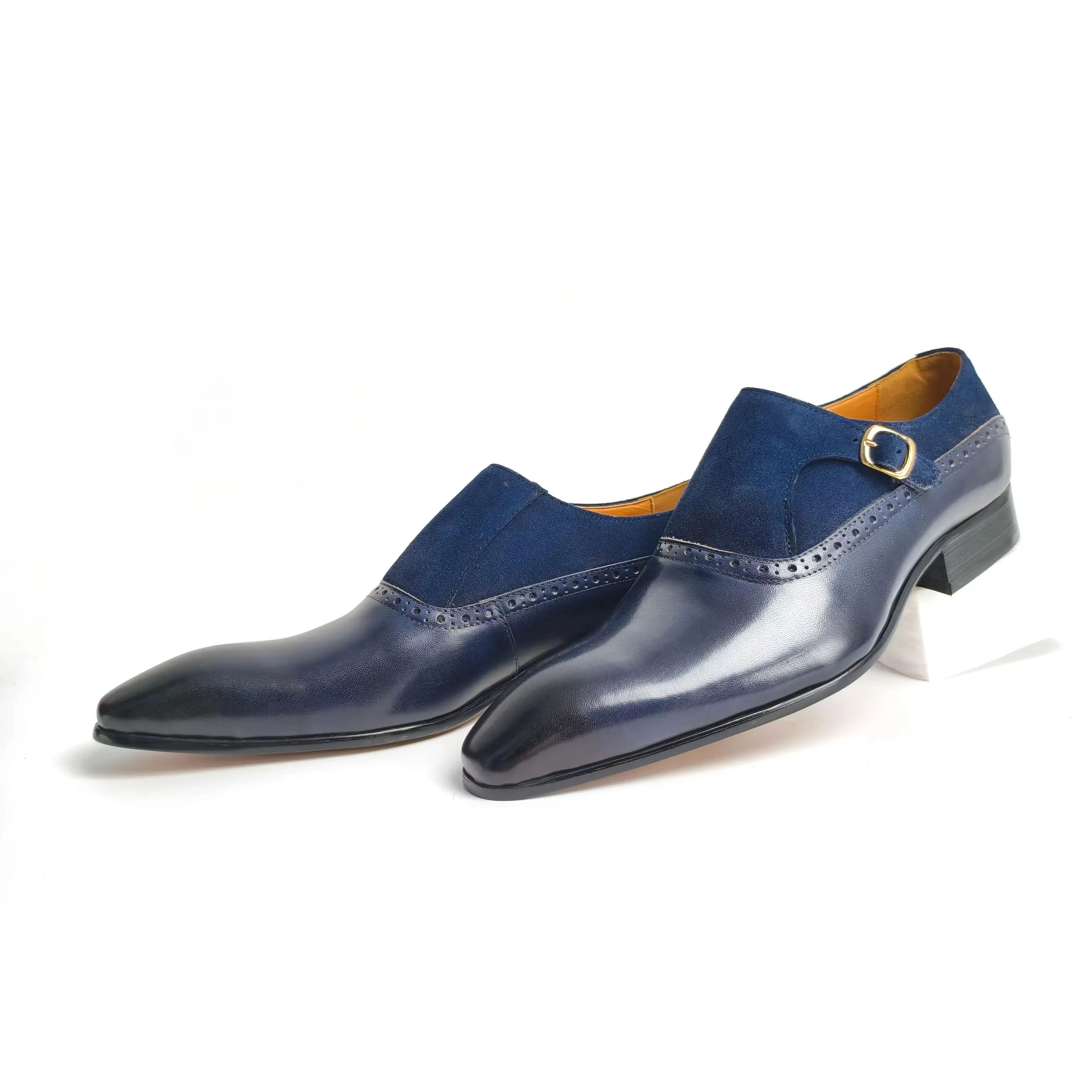 Sapatos masculinos formais de qualidade premium feitos à mão com fivela azul camurça de vaca emenda escritório vestido de negócios calçados de cavalheiro sapato casual