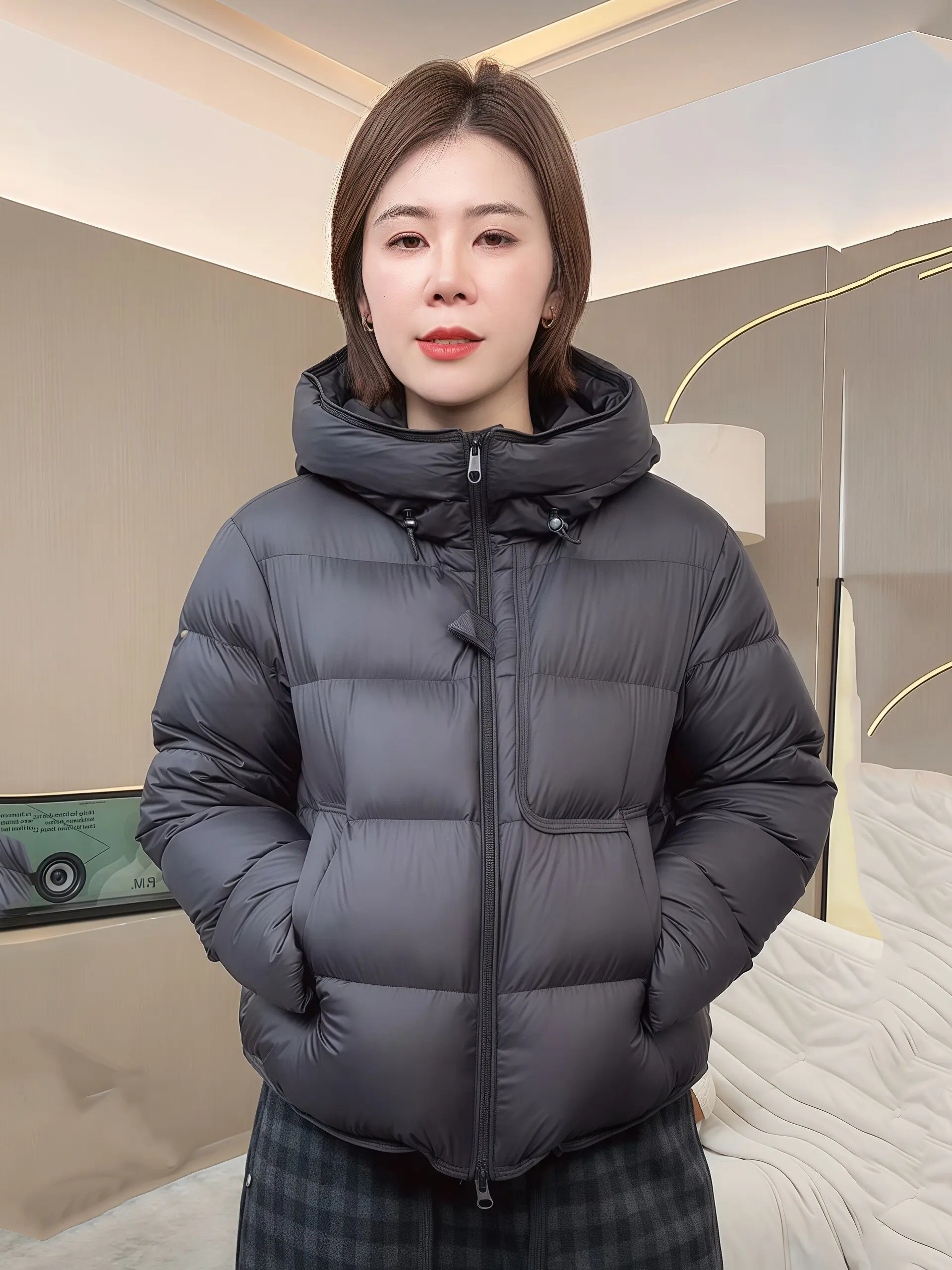 

Korean Style Women's Puffer Jacket White Duck down Short Thickened Hooded Coat Warm Polyester Fiber Long Sleeve Zipper Closure