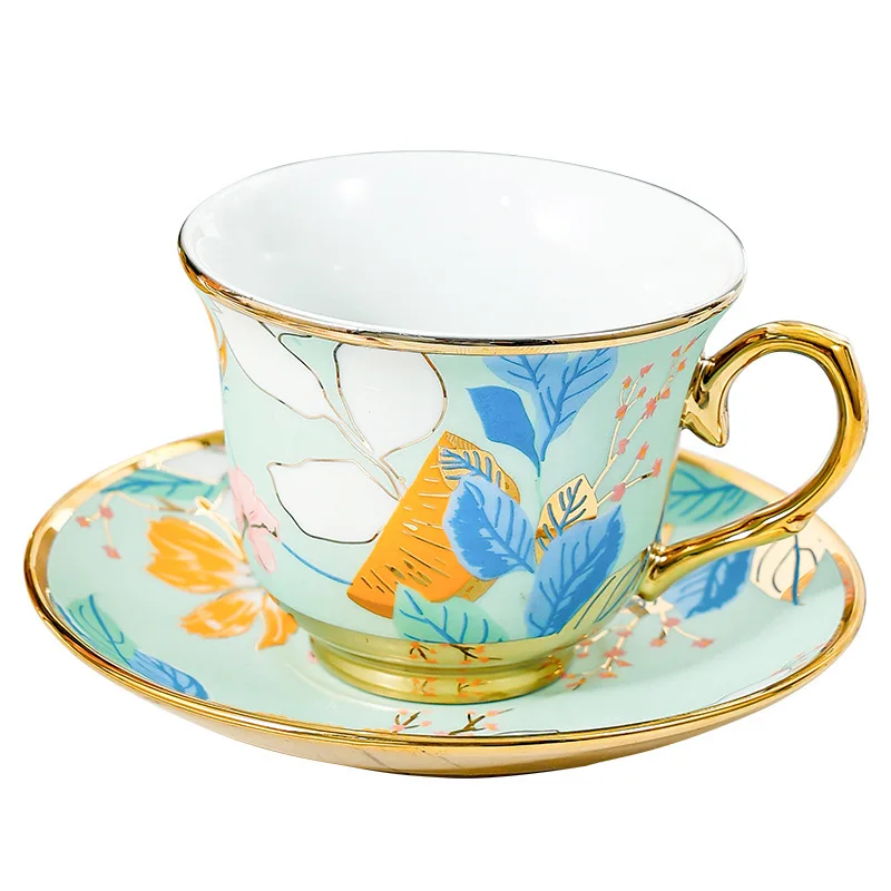 

European-style Coffee Cup and Saucer Set Ceramic Teapot Afternoon Tea Set with Gold Trim for Home Use