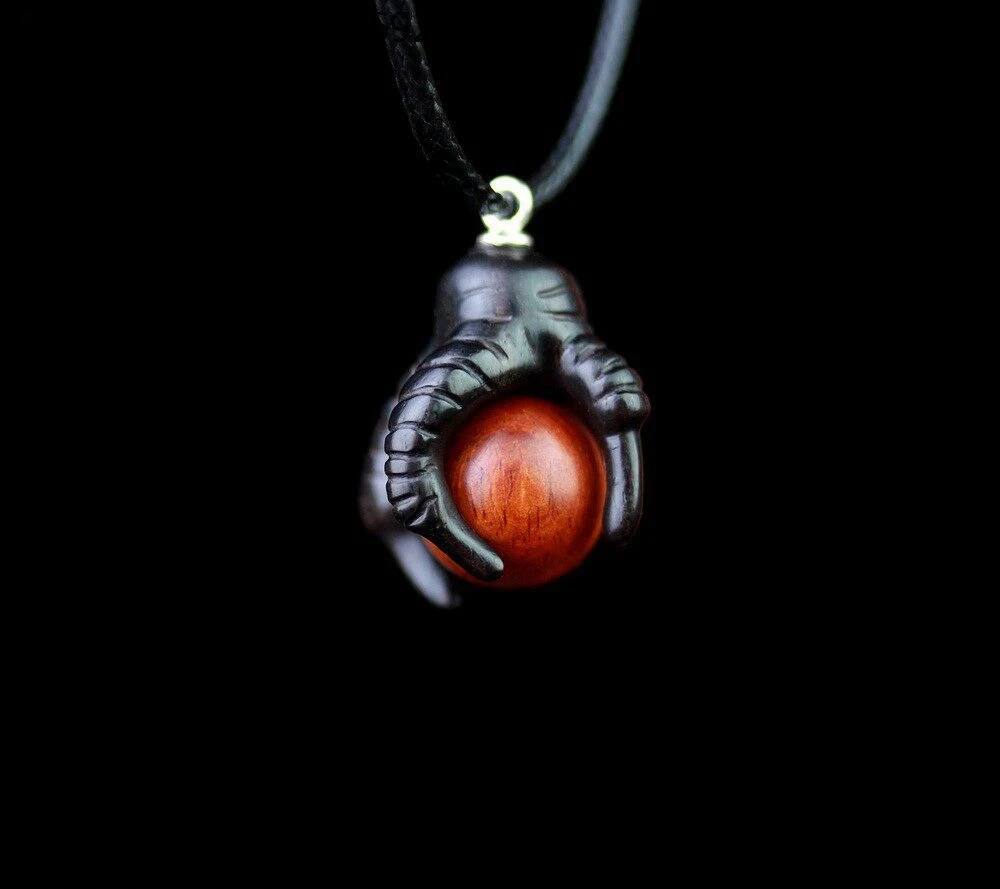 Red Light Sandalwood Carving Dragon Claw Dragon Ball Transfer Live Ball Necklace