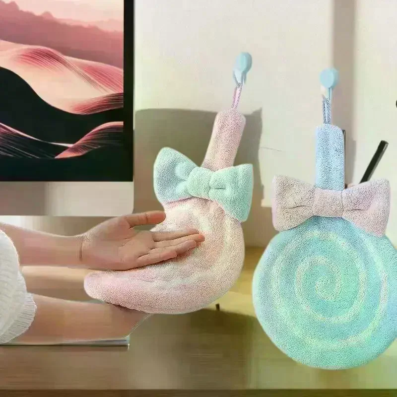 منشفة يد كرتونية ناعمة ماصة من المخمل المرجاني مطرزة صديقة للبشرة من الألياف الدقيقة مصاصة مسح القماش للحمام المطبخ