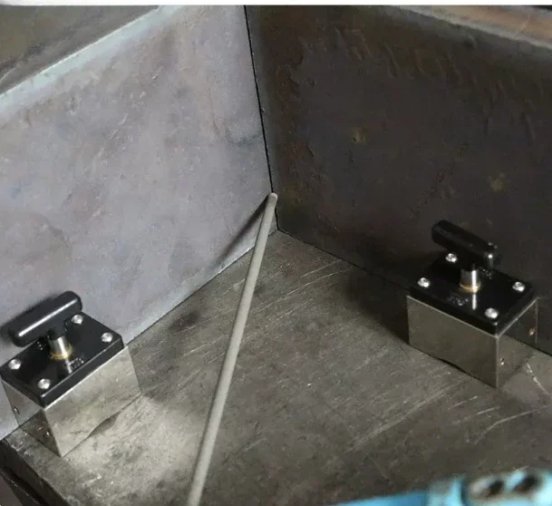 Five-Sided Magnetic Welding Square MWC2, Strong Right Angle Holder with 180° Rotary On/Off Switch for Welding & Assembly