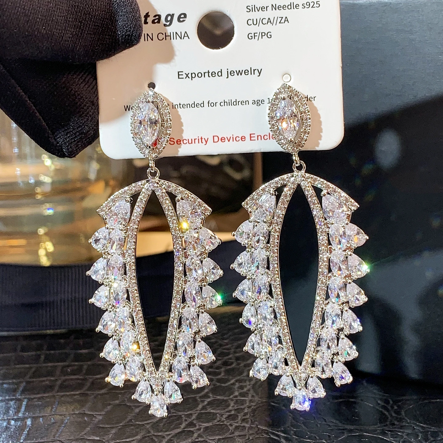 

Hollow elegant tassel Geometry wedding banquet earrings jewelry