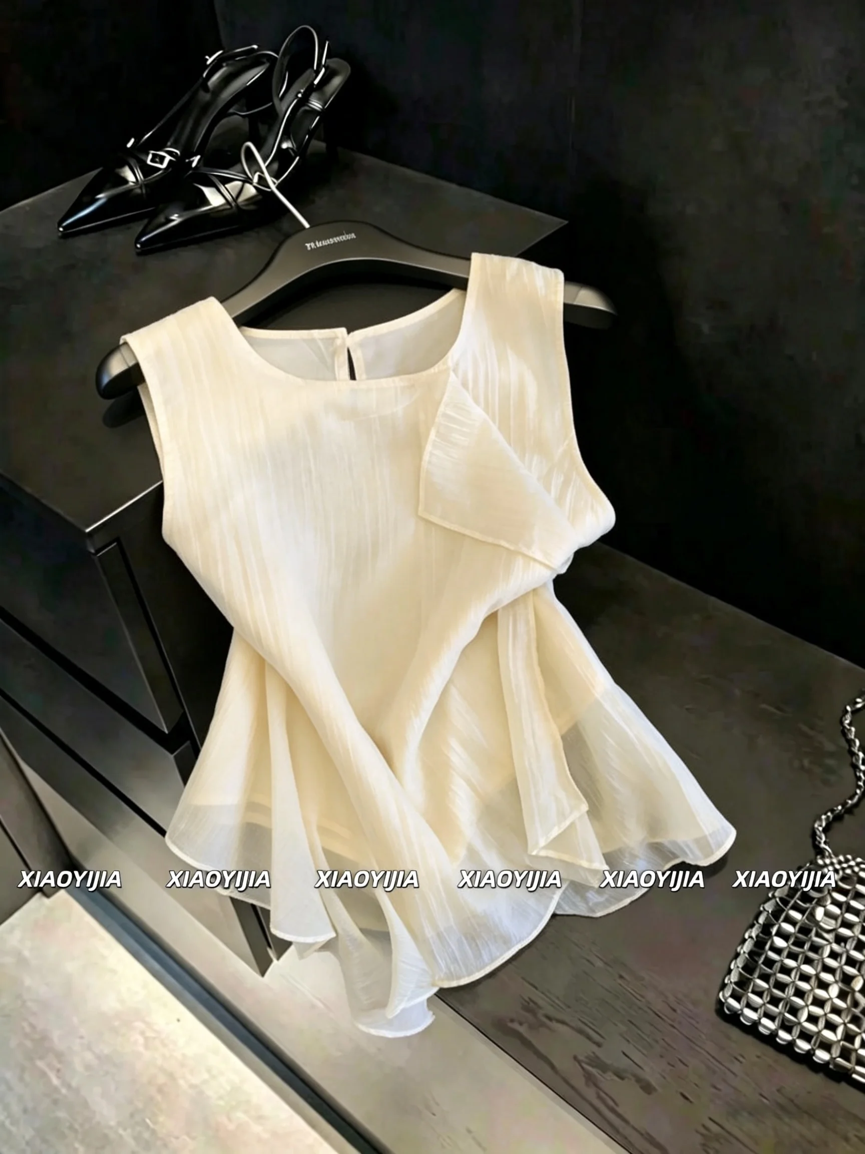 

Elegant Beautiful Summer Shirt for Women Sleeveless Flounce Hem Loose Fit Casual Fashion Ladies Top Quality Polyester Material