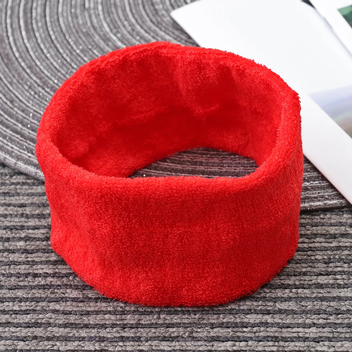 

Adjustable Yoga Sports Headband Red Cloth Sweatband Spa Facial Makeup Wrap Elastic Breathable Reusable for Running