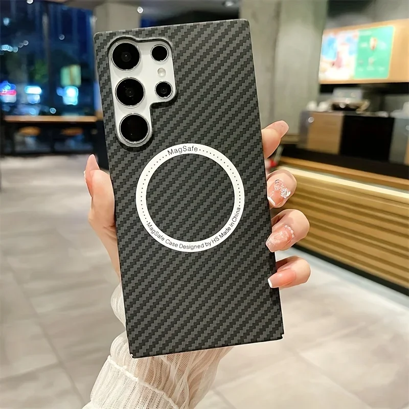Carbon Fiber Patterned Magnetic Phone Case Suitable for Samsung S24Ultra S22 S23 Magnetic Protective Case