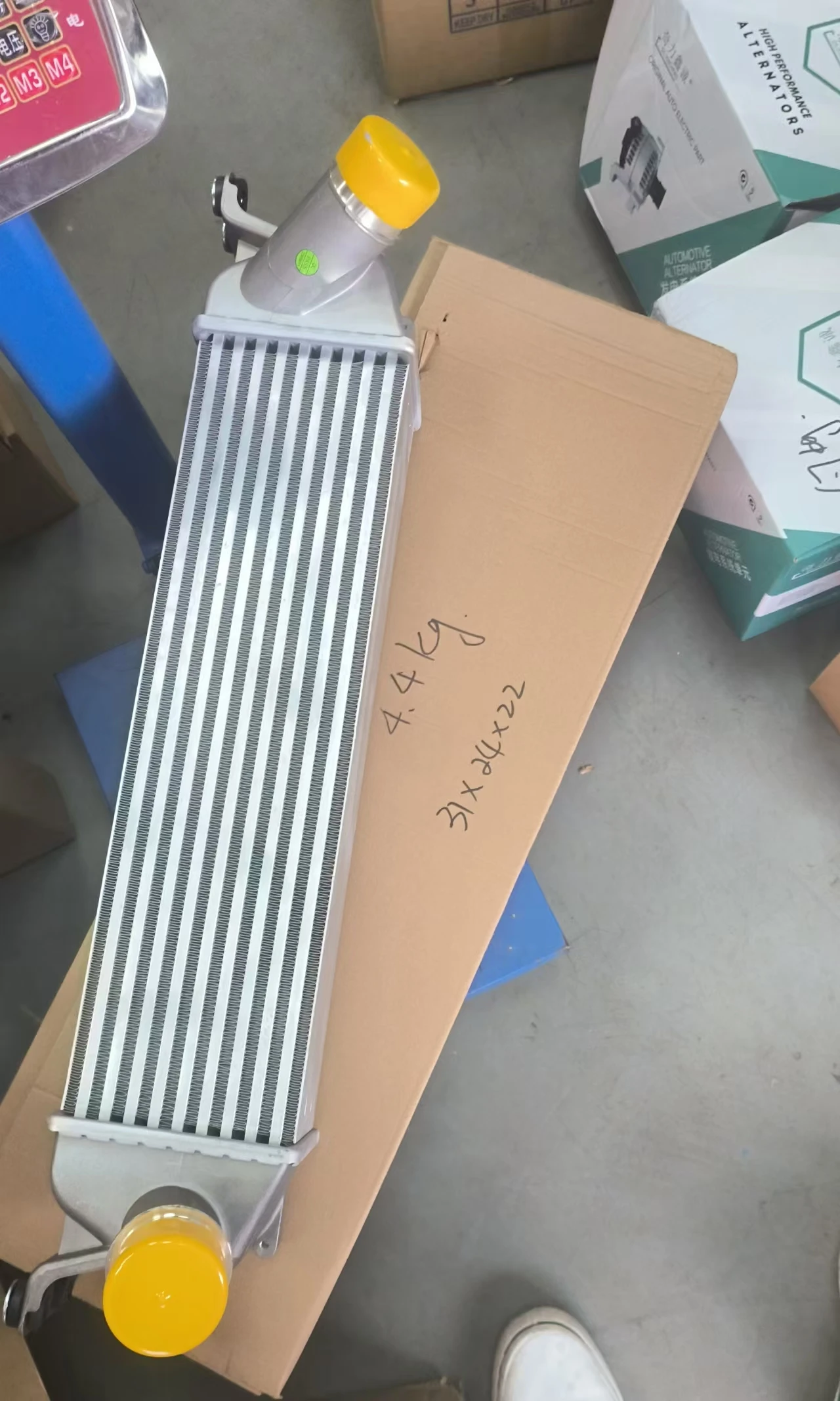 

Radiator Inter Cooler Assy for HYUNDAI H1 2.5 CRDI 08-12 FORD FIESTA VI 1.0 28190-4A481 281904A481