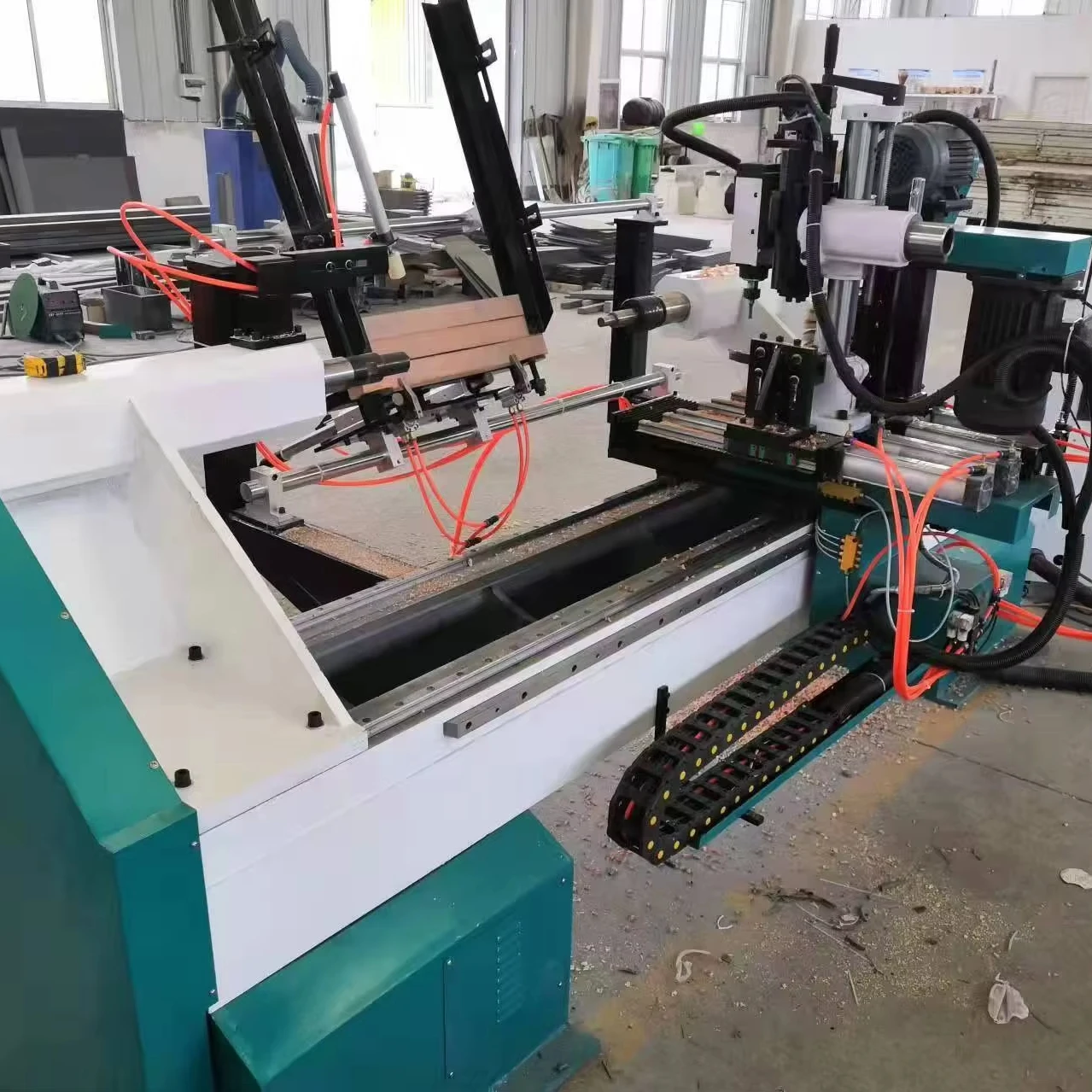 木工家具旋盤機械業務用CNC木旋盤椅子脚用CNC旋盤カッターCNC単軸彫刻付き