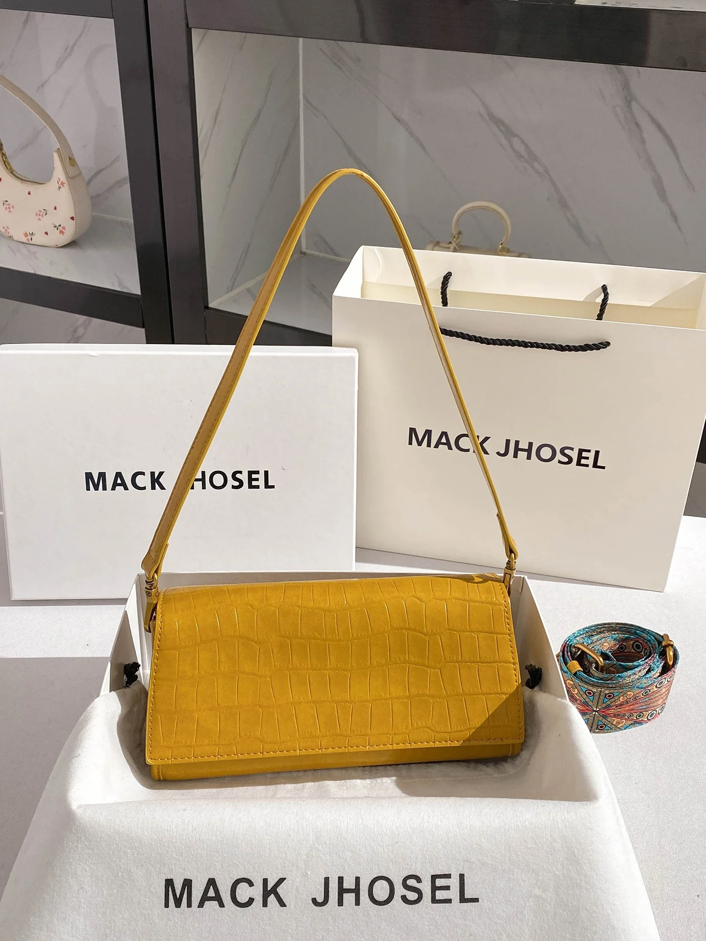 sac-hobo-mack-jhosel-retro-motif-crocodile-–-nouvelle-collection-Ete-2026-–-sac-sous-le-bras-haut-de-gamme-en-cuir-pu-souple-pour-femme