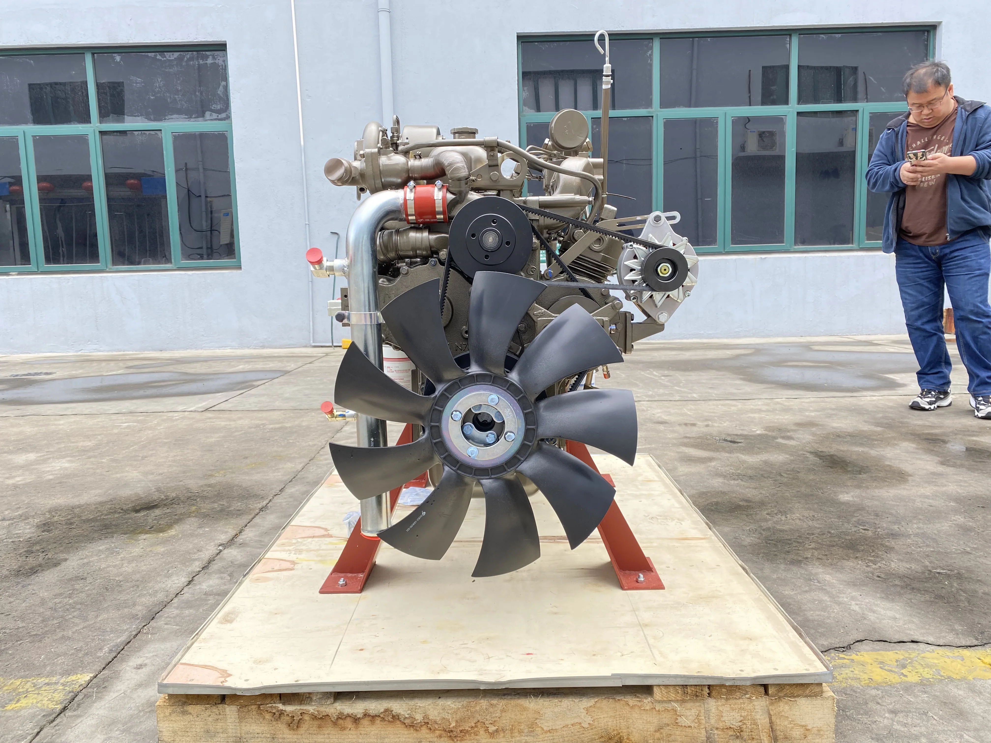YC6J245-52 245hp 6.5L National V Diesel Engine Use For Truck