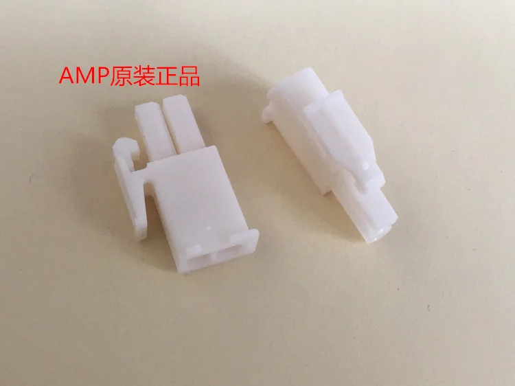 

TE AMP 17 2165-1 2 hole motor connector, original and genuine, can be shot directly, shipped on the same day