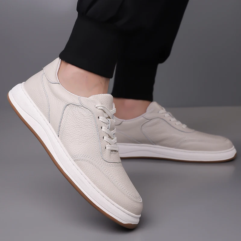 

2025 Autumn Breathable men's outdoor flat shoes, leather fashion casual walking men's lace-up sports shoes