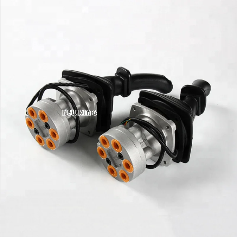 1 pcs1PCS DX225 DX300 DH225-7 DH300-7 Excavator Pilot Valve Joystick DX340 Boot Handle Knob 4200-0342A Operating Grip Controller