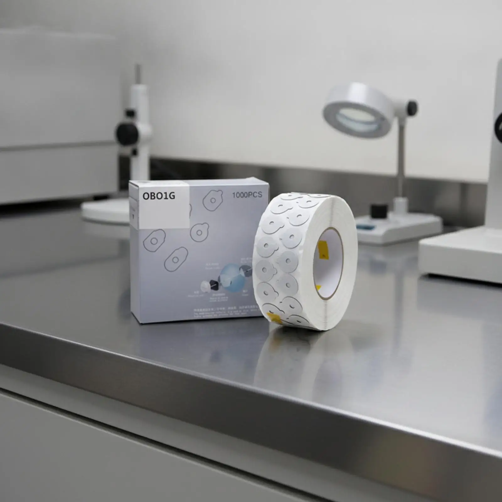 High Performance Lens Blocking Patch Roll with Pre Cut Center Hole for Optical Frame Work and Repair Shop Use