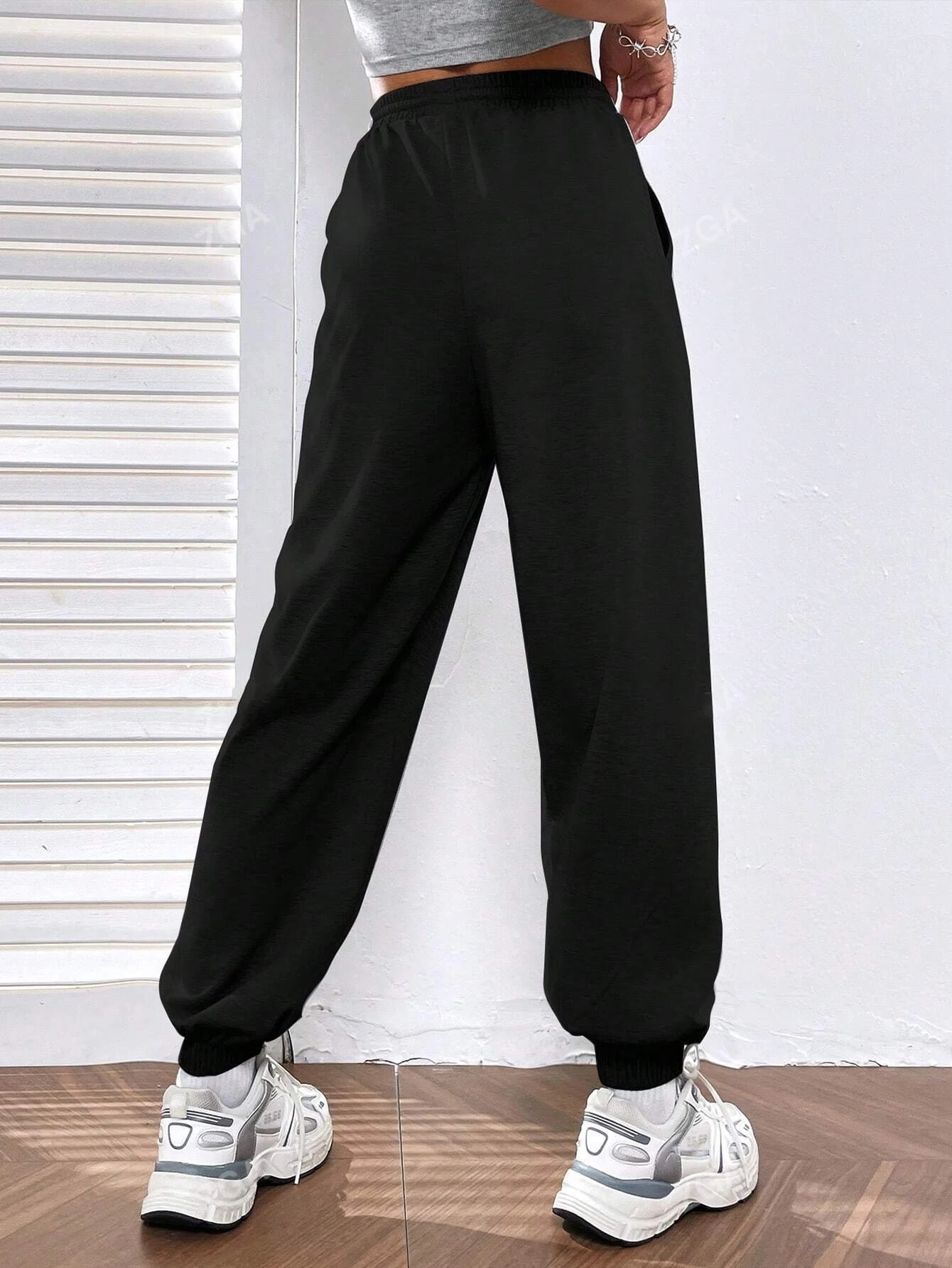 Women\'s Casual Graffiti Printed Sweatpants For Everyday Wear Versatile Pocket Drawstring Trendy Street Pant Female Autumn Winter