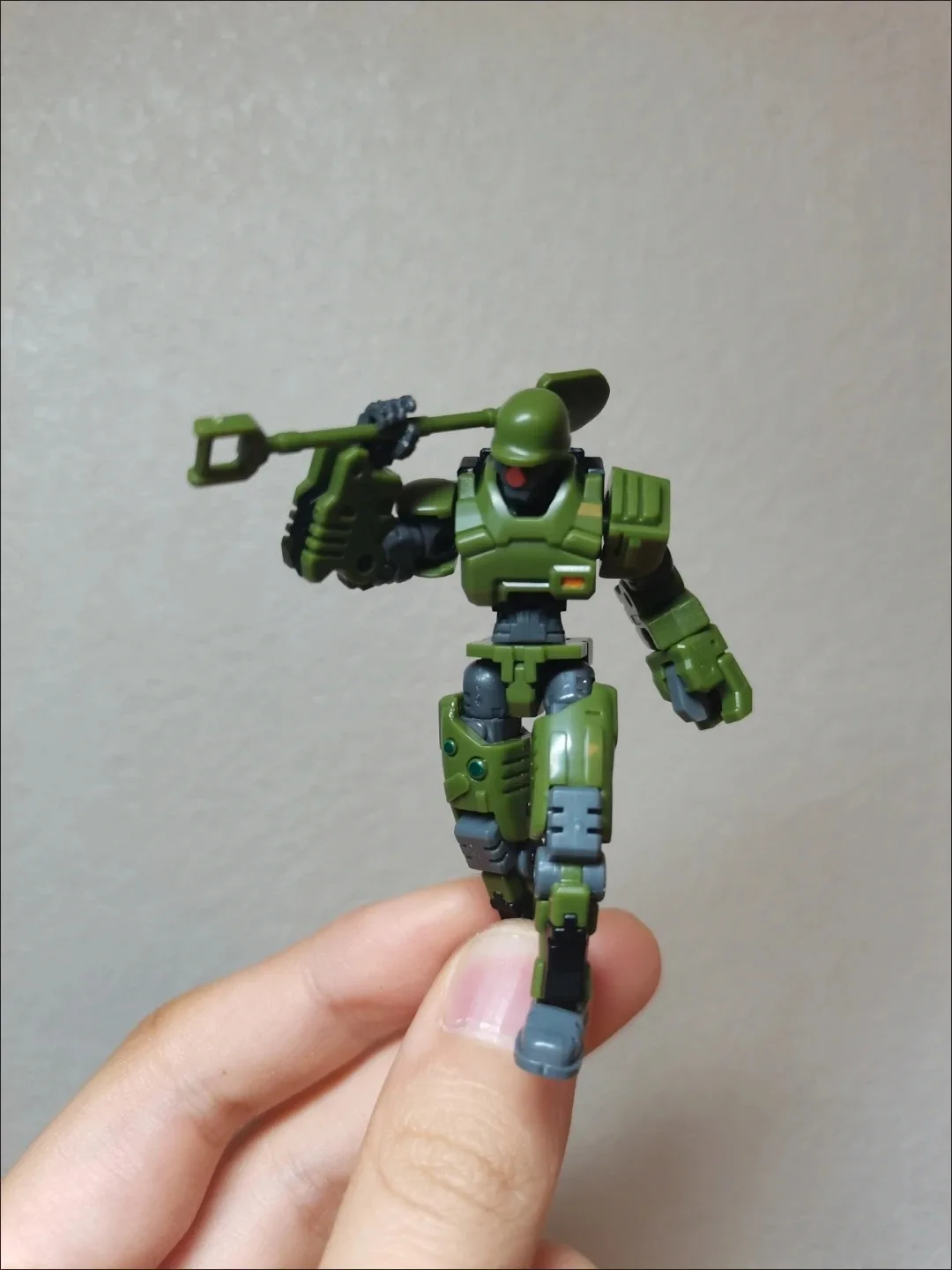 Warriors Workshop LOYALTY 'G' ASSIST HUMANOID SOLDAT Match Soldier-Ndusthal Soldie Actionfigur im Maßstab 1:30, Montagemodellspielzeug