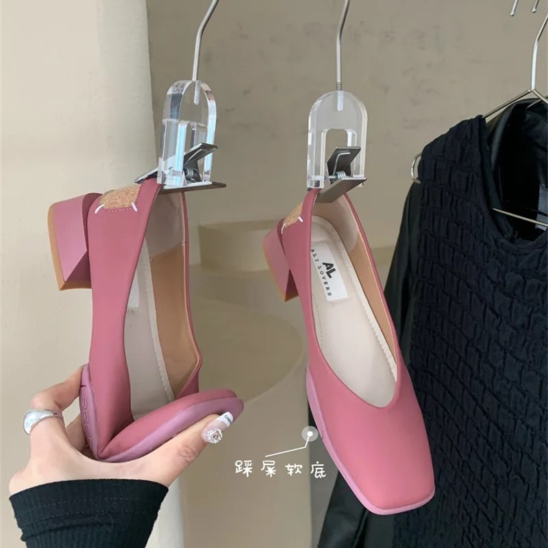 2023 New Spring And Autumn Women's Shoes With Super Soft Sole Feeling Thick Heeled Square Toe Shallow Shoes