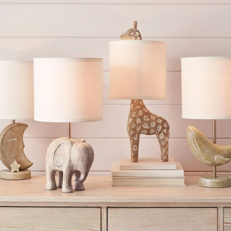 

Handmade wooden carving in rural areas, cute animal table lamps, warm bedroom bedside lamps, princess room lamps, American retro