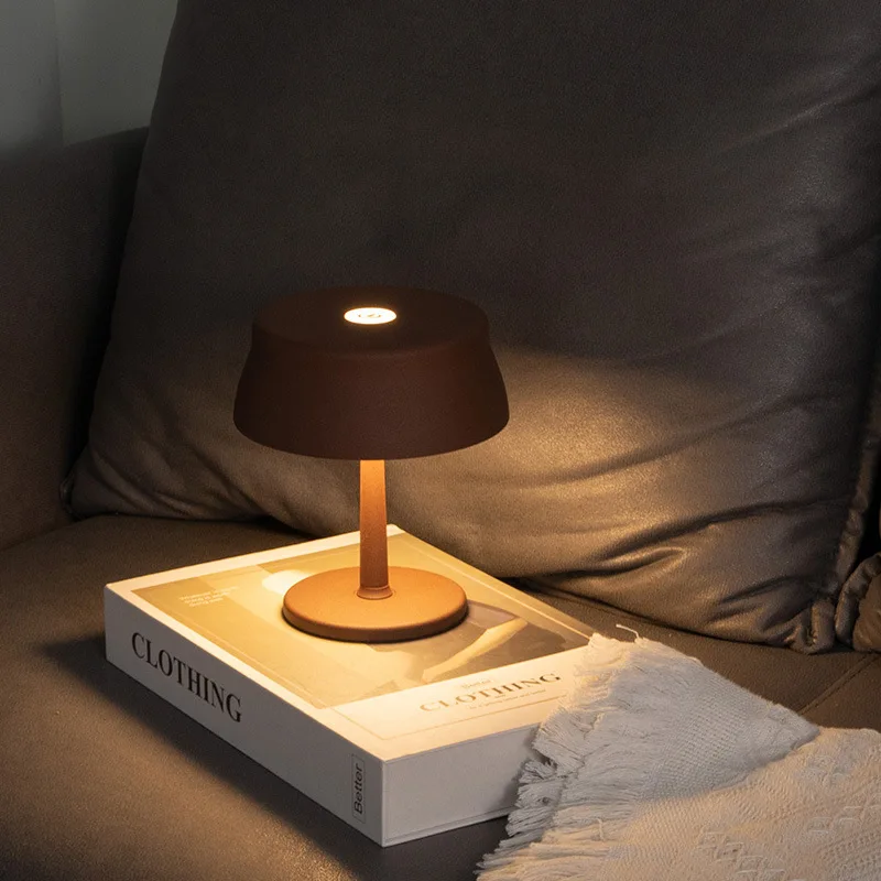 Nice Light หรูหราตกแต่งโคมไฟตั้งโต๊ะห้องนอนไฟกลางคืนชาร์จ Usb
