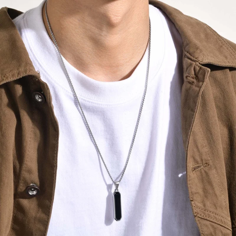 New Light Luxury High-End Simple Personalized Geometric Necklace Stainless Diamond-Shaped Beveled Strip Pendant Steel-Colored