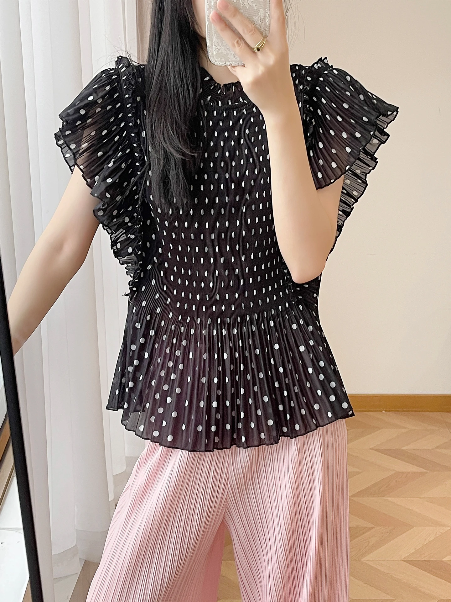 Elegant Polka Dot Women's Top Summer New Folded Sleeve Slimming Meat Covering Fly Sleeve Polyester Loose Fit Breathable Short...