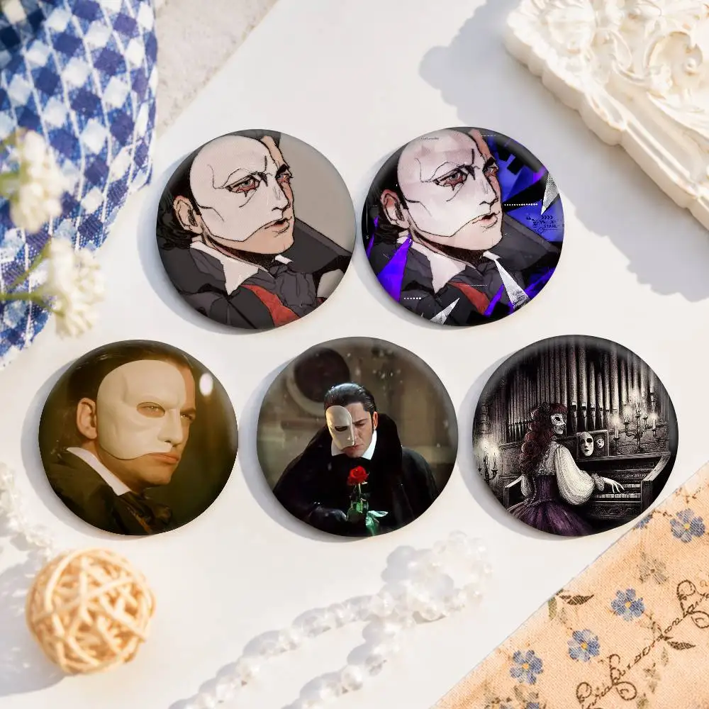 A-P-Phantom-M Of The O-Opera Art Badges Button Round Creative Pin Brooch Badge Bag Decor Accessories Fans Collect Friends Gifts