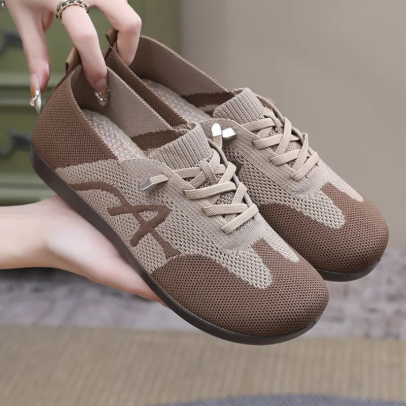 

2025 Spring/Summer New RetroMom ShoesFashionable Soft Soled LightweightFlat Shoes BreathableMulti Functional SportsWomen's Shoes