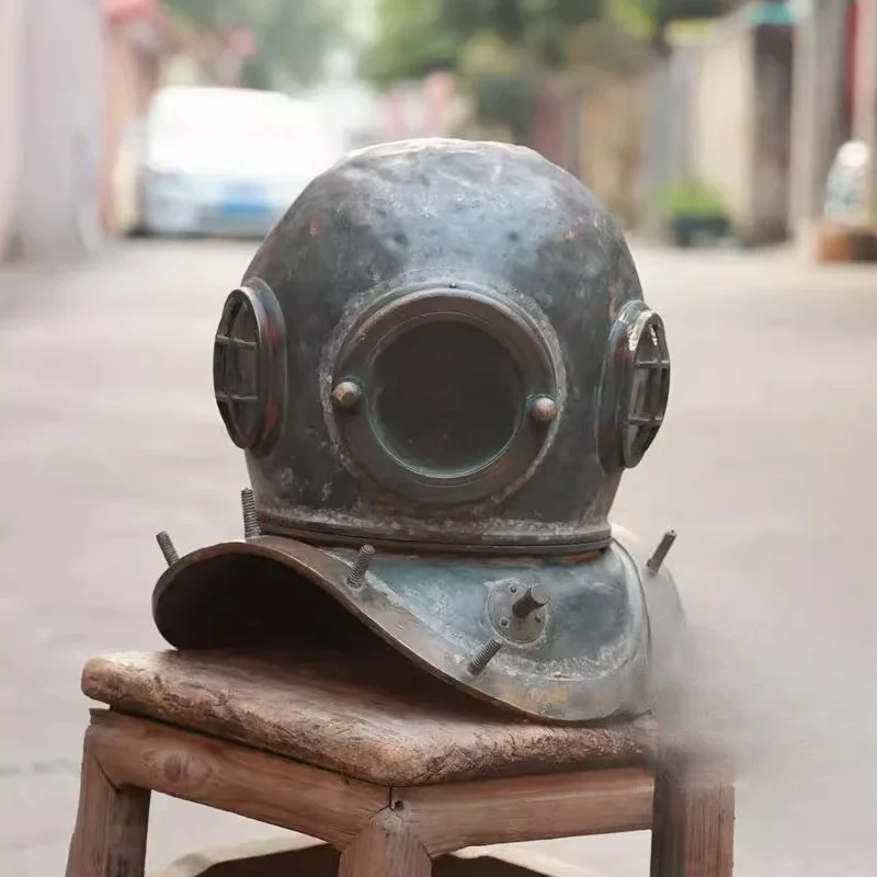 All copper diving helmet Heavy diving helmet Brass vintage diving hat bar retro nostalgic industrial style decorative ornament