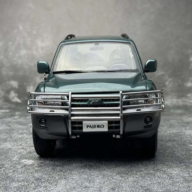 New Product) YC Model 1/18 Mitsubishi Pajero V73 Pajero Alloy Full Car Model