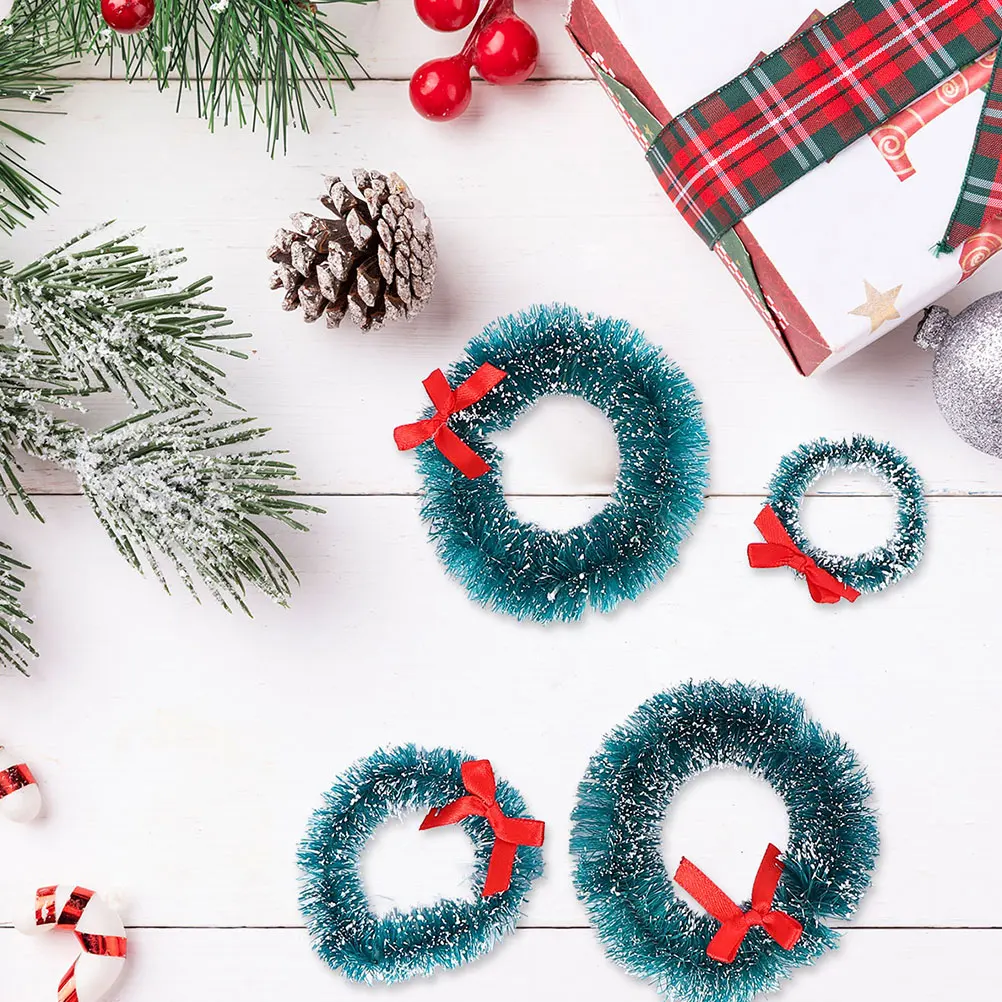 

12pcs Mini Christmas Tree Wreaths Sisal Silk Garland Pendant Door Craft Home Decoration Holiday Style Realistic Lifelike
