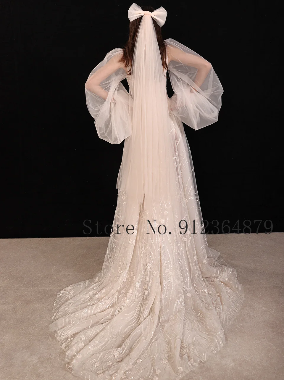 Boho งานแต่งงานชุดพัฟแขน Sweetheart Lace Applique งานแต่งงานชุด Backless A-Line Bohemian ชุดเจ้าสาว